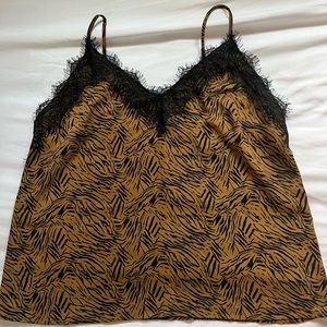 Stunning leopard top